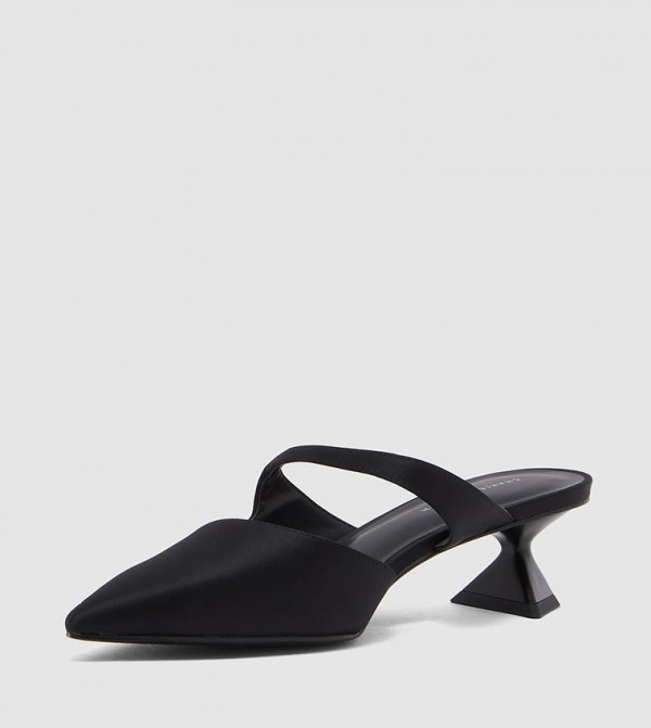 Charles & Keith Charles & Keith - Black Pumps