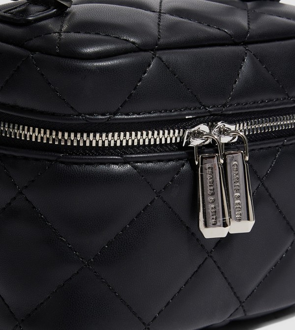تشارلز آند كيث  حقائب مستحضرات التجميل - أسود Pouch & Purse
