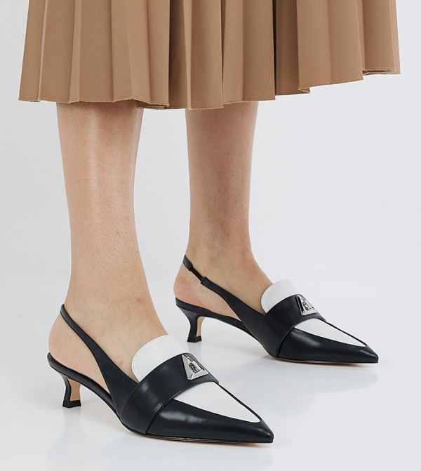 Charles & Keith Charles & Keith - Black Pumps