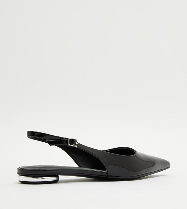 تشارلز آند كيث تشارلز آند كيث - أسود Flat Sandals