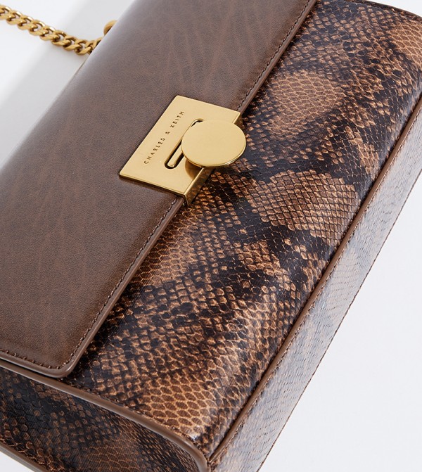 تشارلز آند كيث تشارلز آند كيث - بني  كروس 