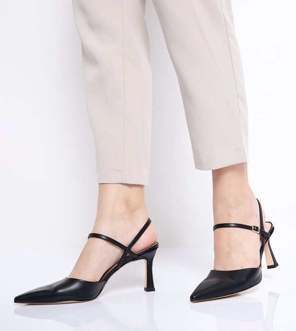 Charles & Keith Charles & Keith - Black Pumps