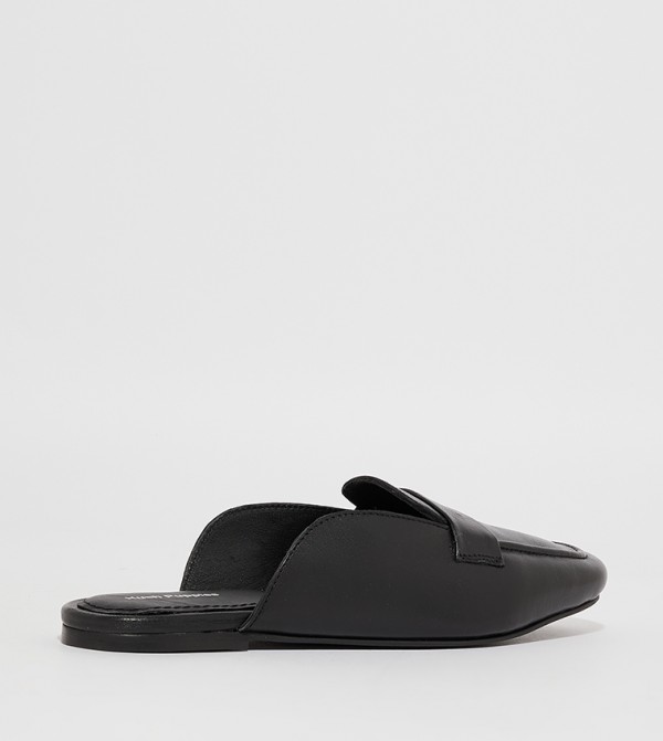 Hush Puppies Hush Puppies - Black Casual Slip-ons