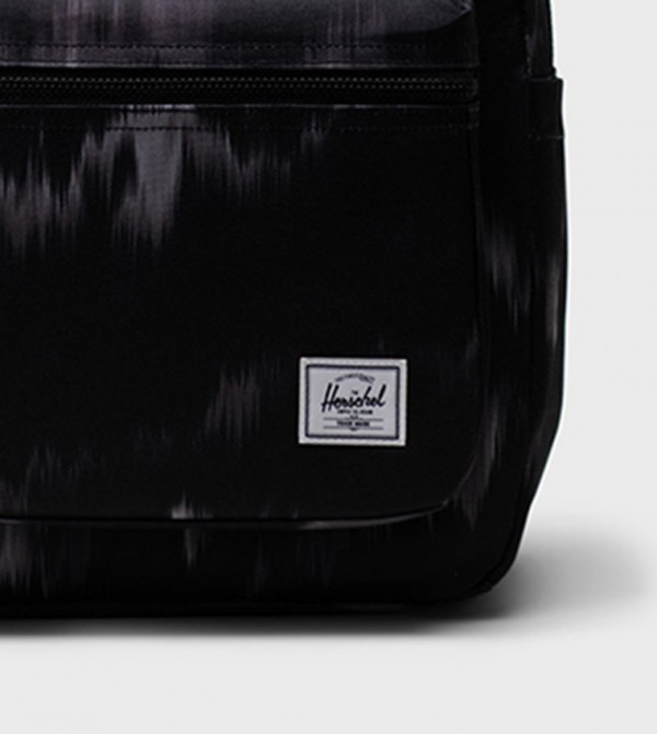 Herschel  School Bags - Black Backpacks
