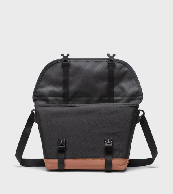 هيرشل  - أسود undefined