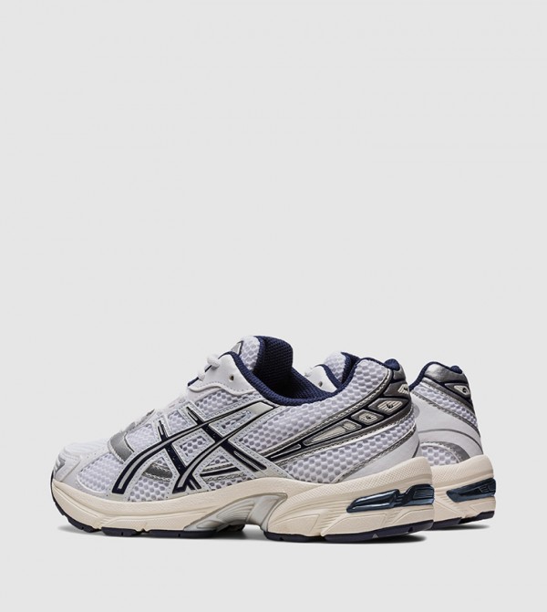 Asics Asics - White Lace Up