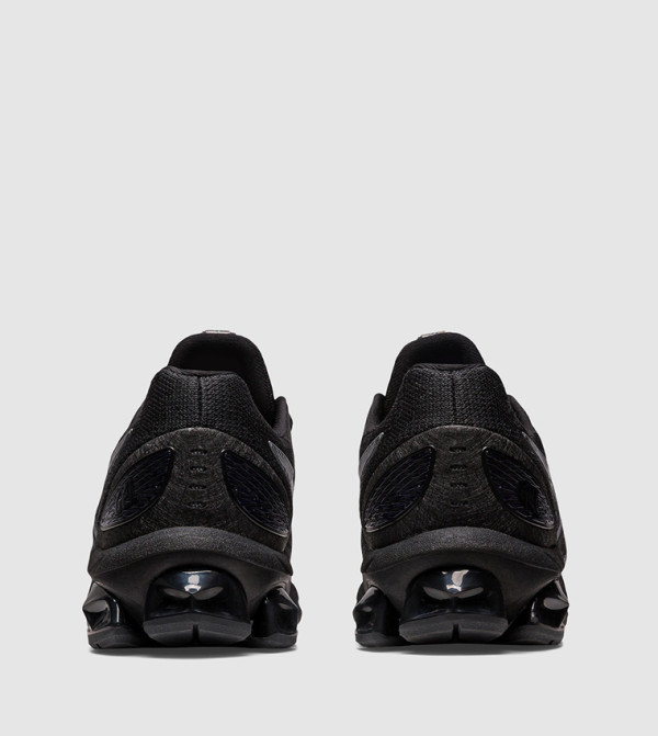 Asics  - Black Low Top