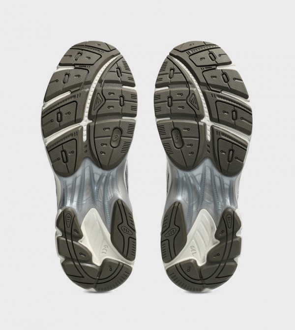 Asics  Sneakers - Grey Low Top