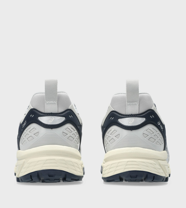 Asics Sneakers - Multi Low Top