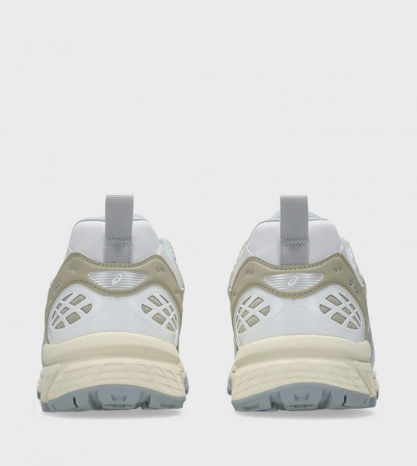 Asics  Sneakers - Beige Low Top