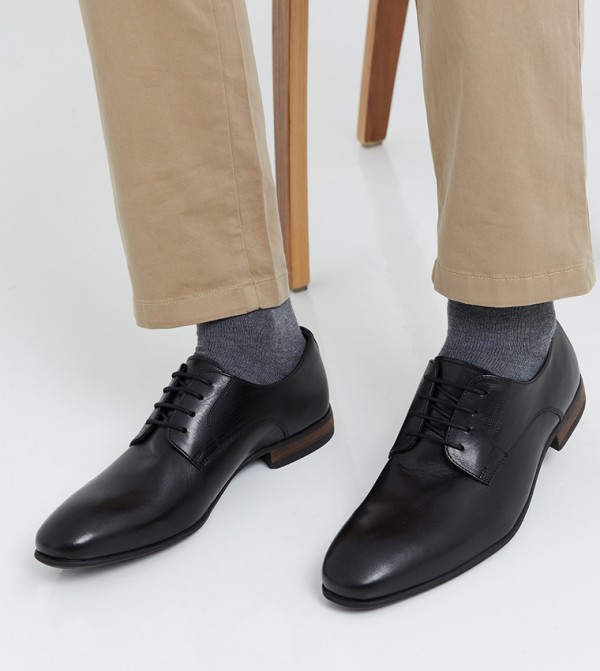 Hush Puppies  - Black Derby