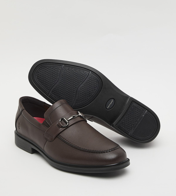 Hush Puppies  Loafers & Moccasins - Brown undefined