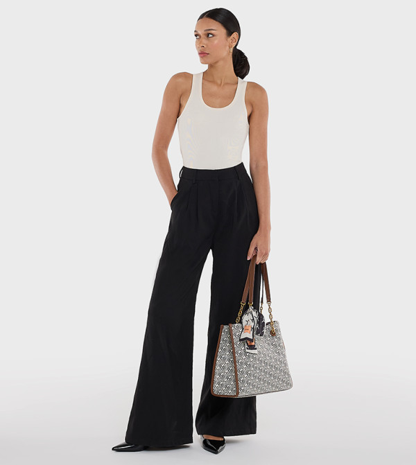 BCBG BCBG - White Sleeveless Tops