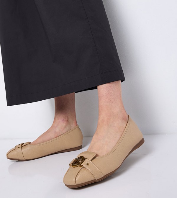 BCBG  Ballerinas - Beige undefined