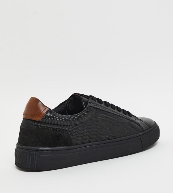 Hush Puppies Hush Puppies - Black Low Top