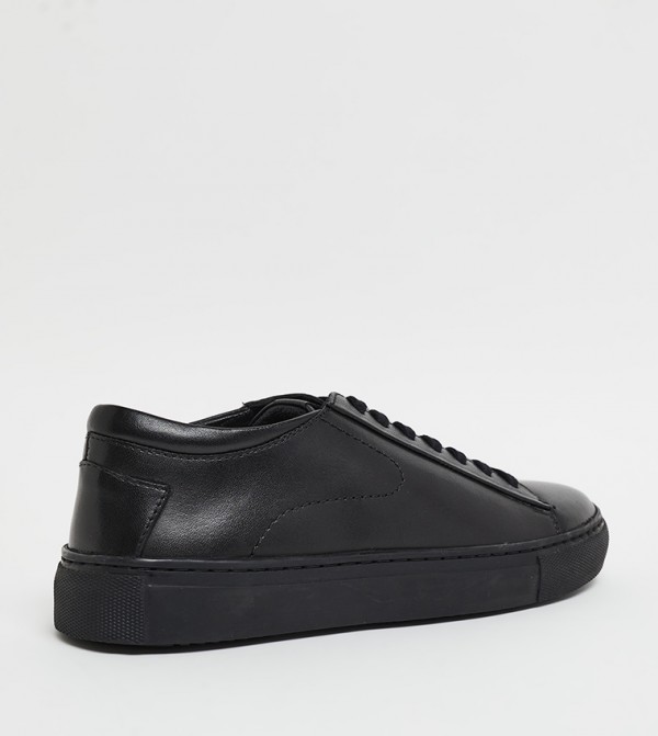 Hush Puppies Hush Puppies - Black Low Top