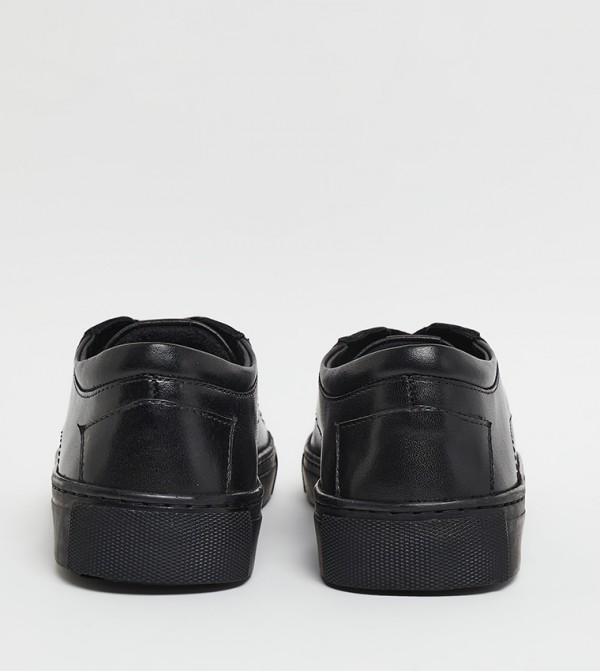 Hush Puppies Hush Puppies - Black Low Top