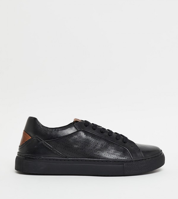 Hush Puppies Hush Puppies - Black Low Top