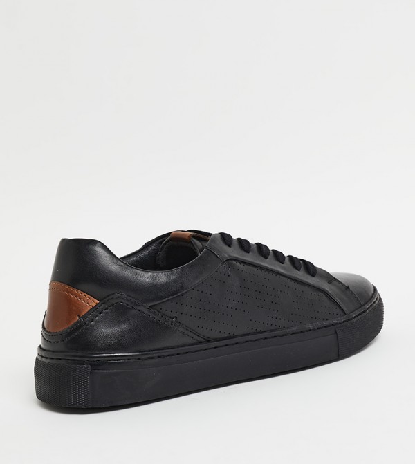 Hush Puppies Hush Puppies - Black Low Top