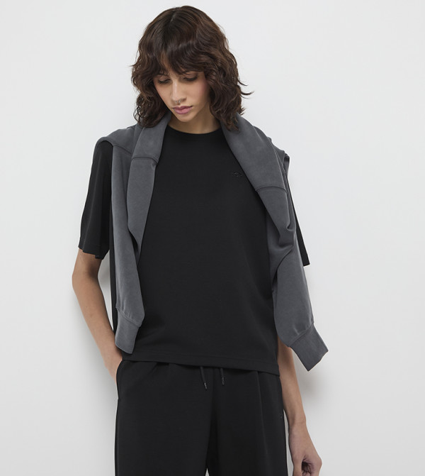 F5 F5 - Black Short Sleeve T-Shirts