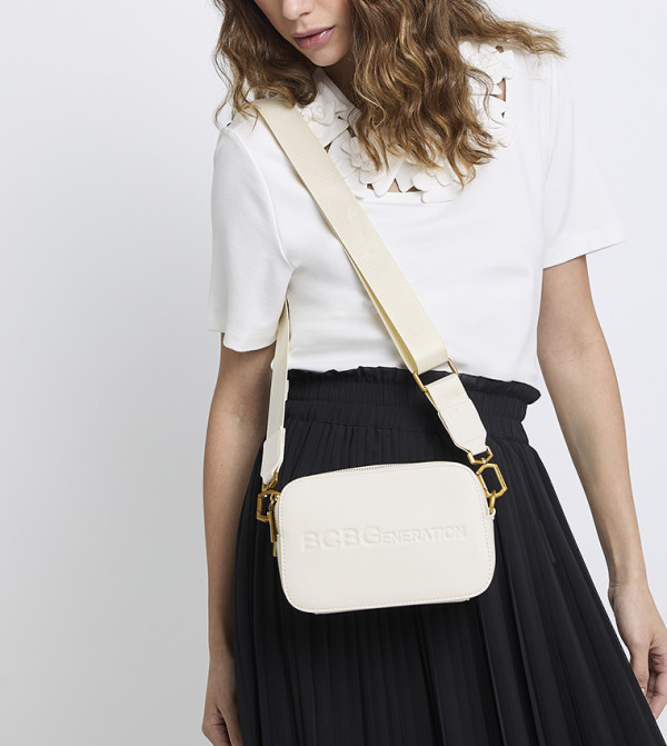 BCBG GENERATION BCBG GENERATION - White Cross Body Bags