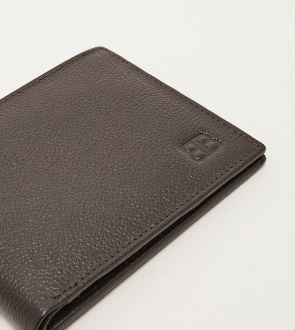 Berastogi @ CCC CCC - Brown Wallets