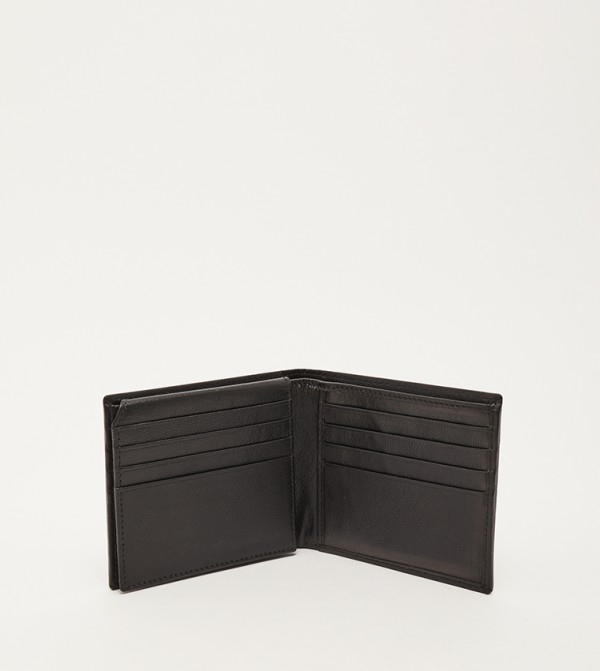 Berastogi @ CCC CCC - Black Wallets