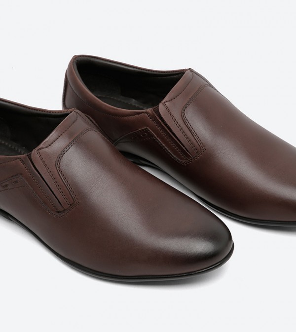 زاها سي سي سي لاسوسكي سي سي سي - بني  رسمي