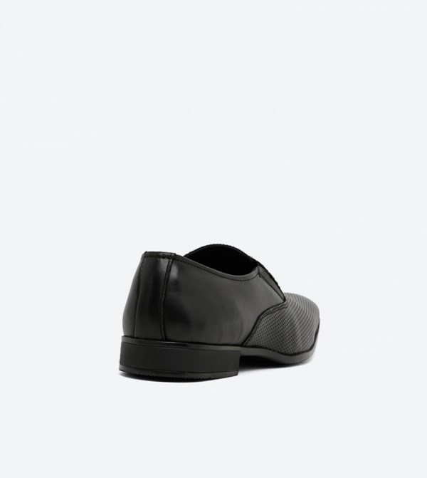 ZAHA @ CCC Formal - Black Formal