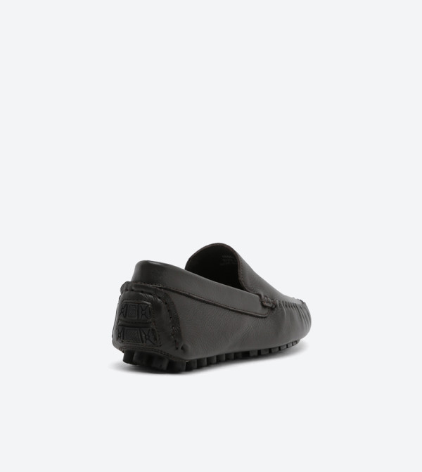 ZAHA @ CCC CCC - Brown Formal