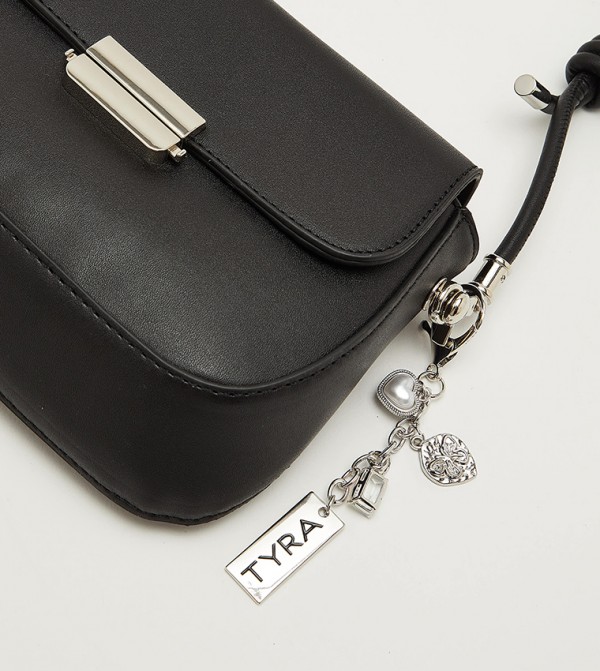 Tyra  16a29aa6-a29d-4b6d-8333-8615a4895b09 - Black Cross Body