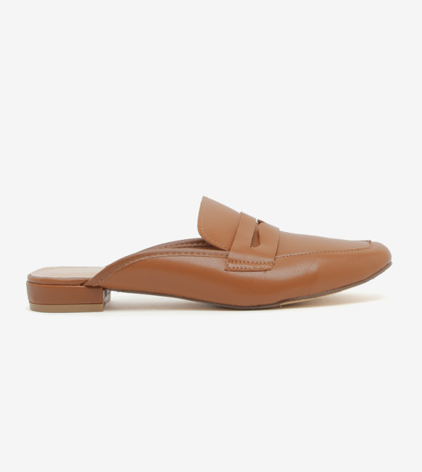 ZAHA @ CCC CCC - Brown Slip-ons