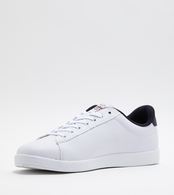 White casual deals sneakers mens