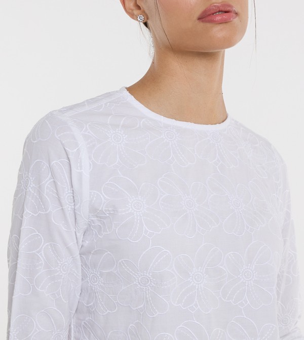 BCBG  - White Cropped Tops