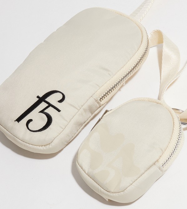 F5  - بيج Cross Body Bags
