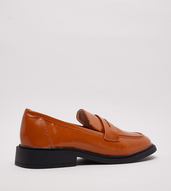 Nine West  Loafers & Mocassins - Tan undefined