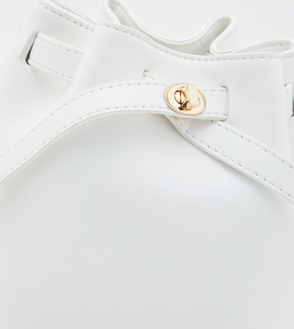 Berastogi @ CCC CCC - White Shoulder Bag