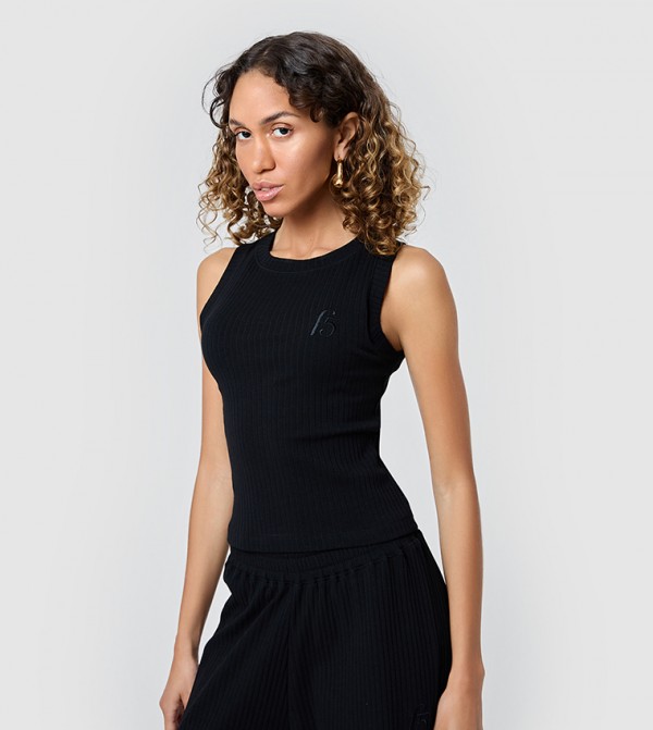 F5  - أسود Sleeveless Tops
