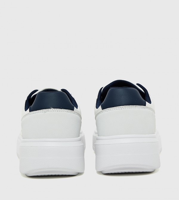 يو إس بولو اسن  أحذية - أبيض أحذية برقبة منخفضة 