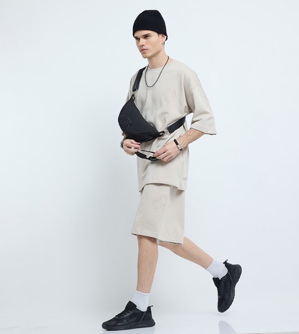 F5 F5 - بيج Round Neck T-Shirts