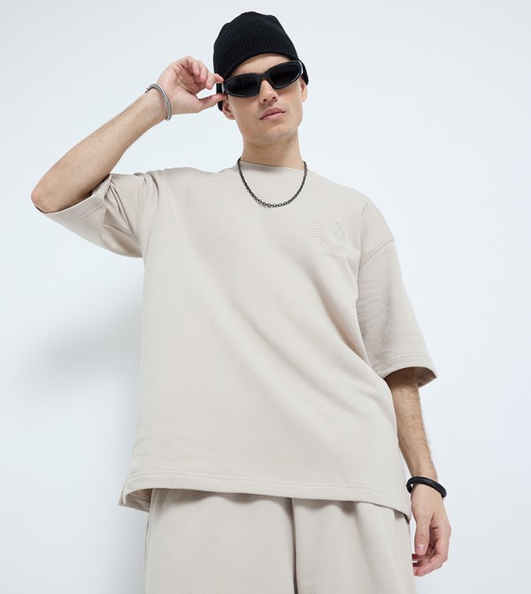 F5 F5 - بيج Round Neck T-Shirts