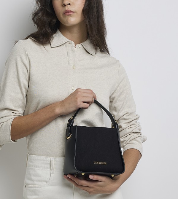Steve Madden Steve Madden - Black Handheld Bags
