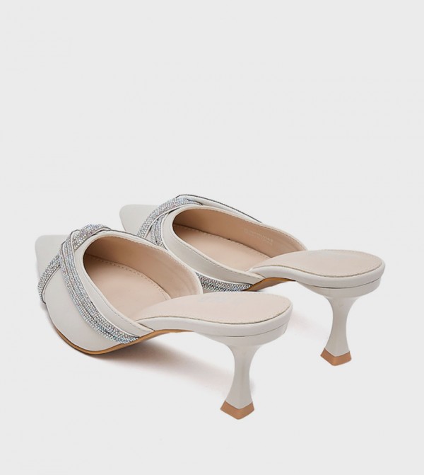 R&B  Shoes - Ivory Pumps