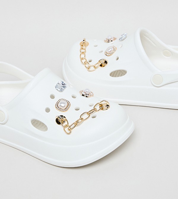 R&B Shoes - White undefined