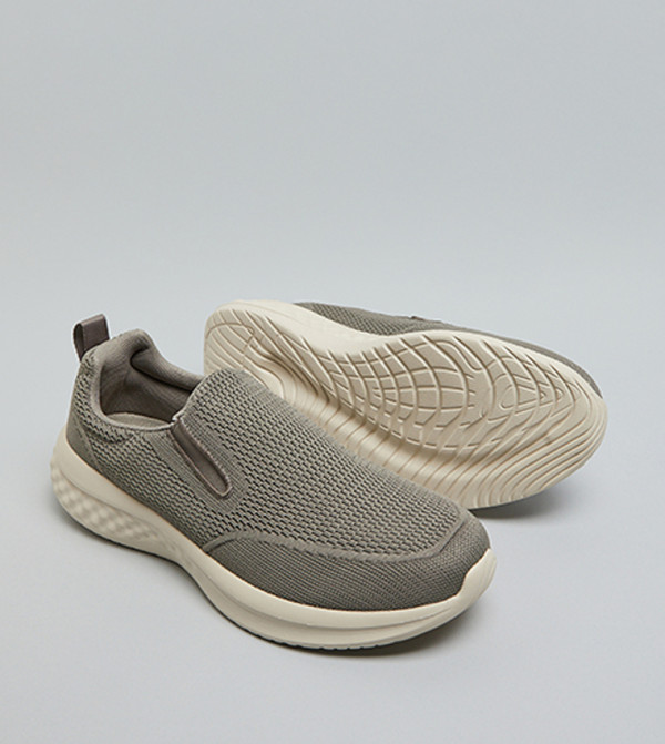 أر آند بي  أحذية سهلة الارتداء - كاكي سهل الارتداء