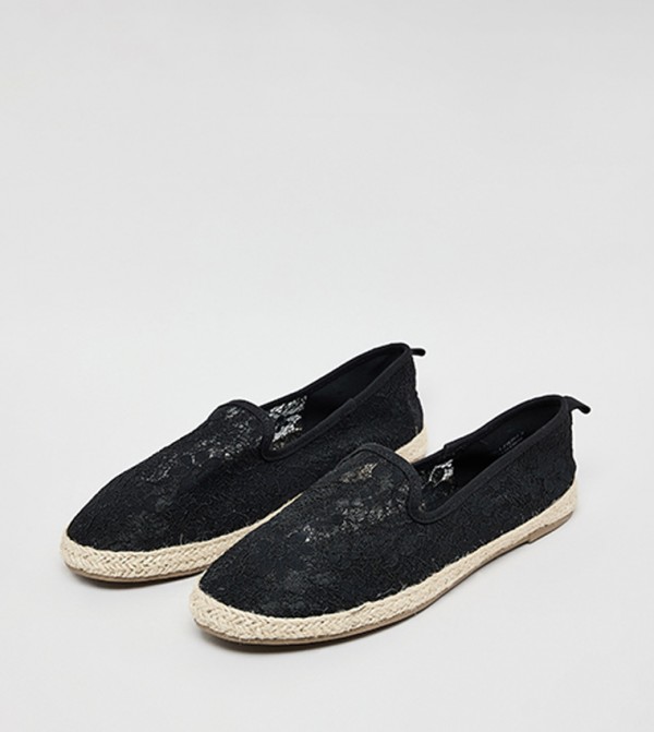 R&B Shoes - Black undefined