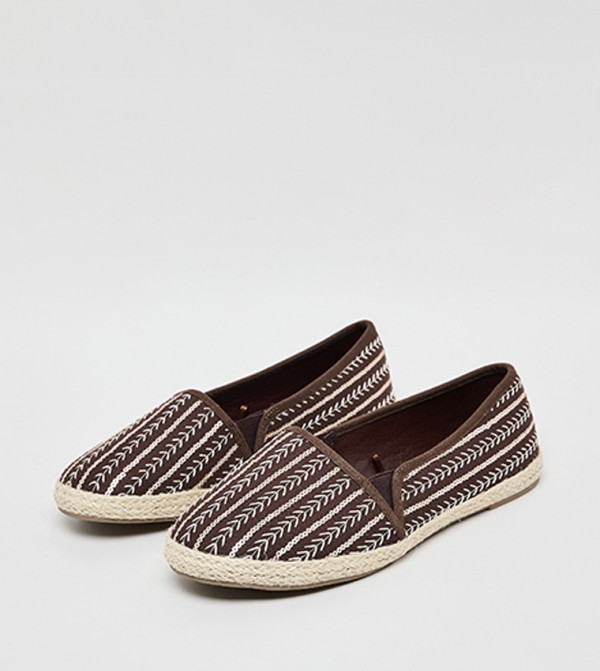 R&B Shoes - Brown undefined