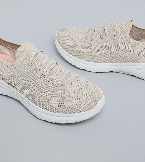 أر آند بي  أحذية سنيكرز - رملي  أحذية برقبة منخفضة 