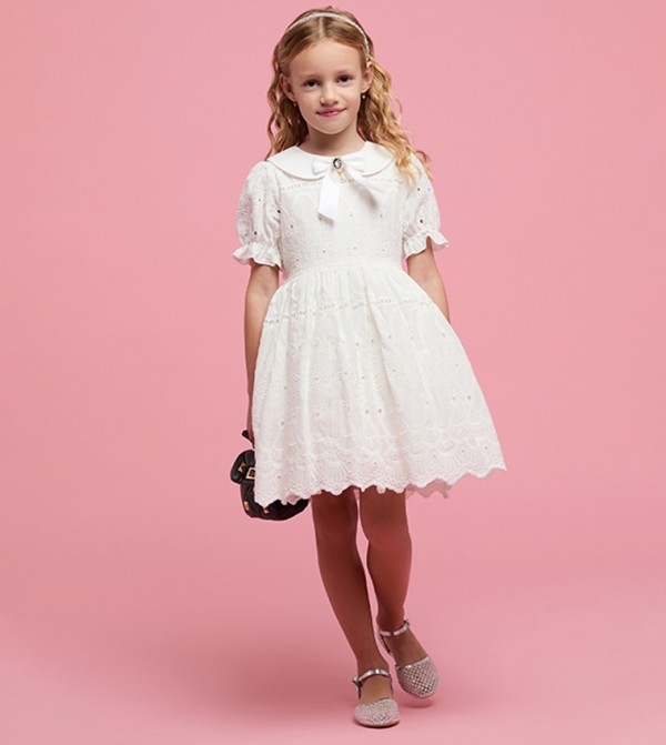 أر آند بي أر آند بي - عاجي  فستان كاجوال 