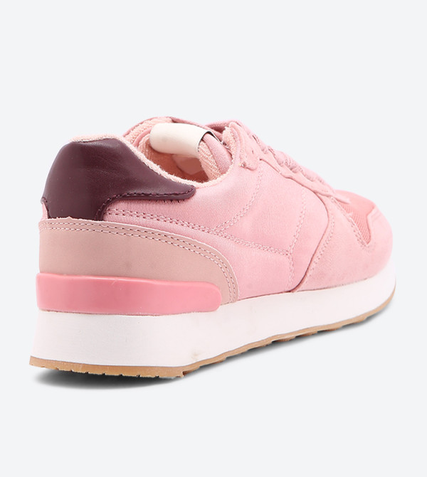 اونلي اونلي - وردي Trainers